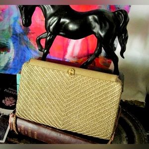 Ultra Rare GUCCI Vintage Gold Metal Minaudiere Evening Bag Cocktail Purse Chain